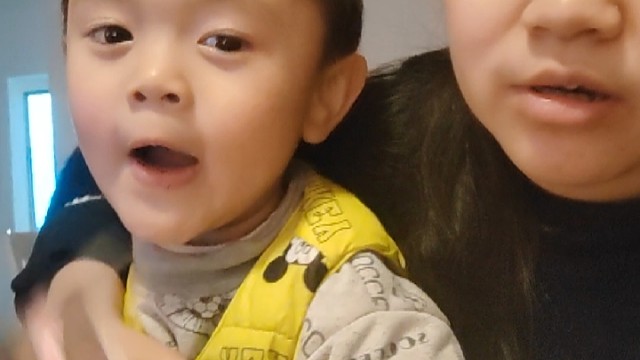 和宝宝一起学习。