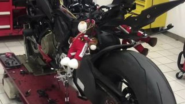 我就不信拆成这样子，你还能认识是什么车，排量多大？0-100加速多少？#机车 #男人的玩具 #摩托车