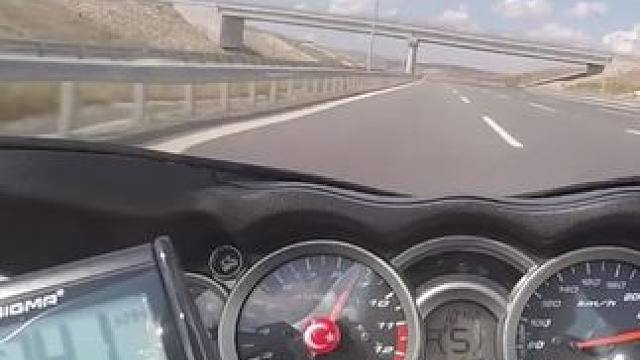 #摩托车领航计划 “在快的铃木隼也追不回要走的她”#机车 