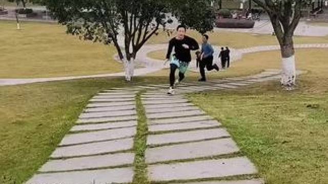 #拳击 加油 少年们 #少年的你 #户外随拍 #户外活动一下 #日常训练