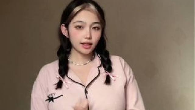 回家就变得很有松弛感 终于有时间拍抖音了 嘻嘻