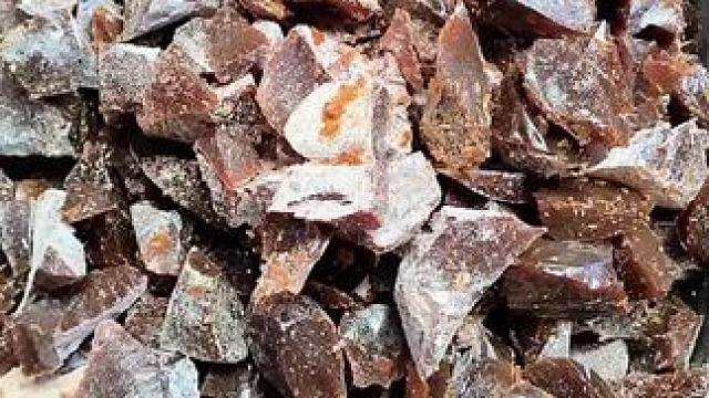 儿时的过年前后才能吃到的零食，红薯糖，带你回味童年#忘不了的童年味道 #舌尖上的味道