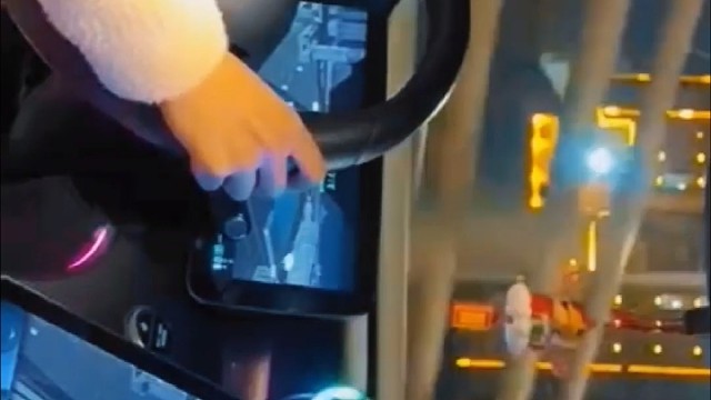 #和平精英玛莎拉蒂 22款莱万特2.0T
23年4月 9000公里
原版原漆0出险
​选配:19寸轮