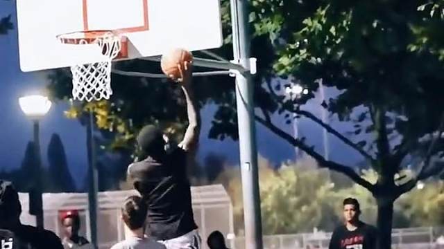 打篮球既是运动 也是生活 #篮球 #美式篮球 #唯有篮球不可辜负 #街头篮球 #用篮球表达心情