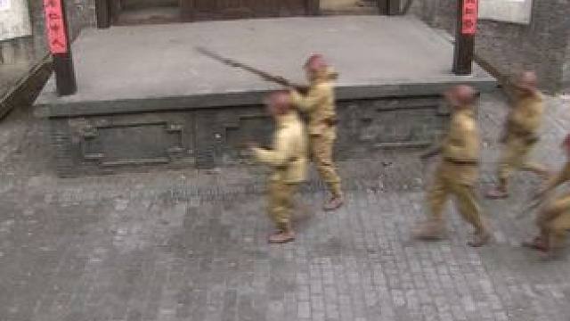 鬼子准备干坏事，不料半路遇到了埋伏 #因为一个片段看了整部剧 