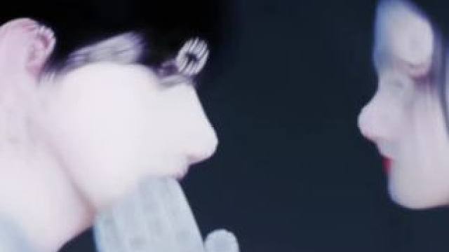 我问了问心它说情不自禁 在人声鼎沸的欢喜里 我唯独望向你#逆水寒 #情缘 #游戏日常分享 #超甜 #