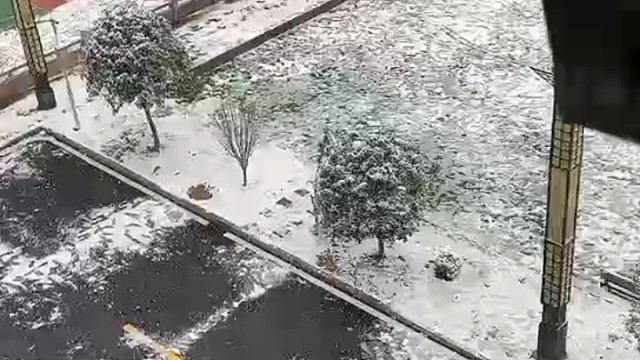 下雪了