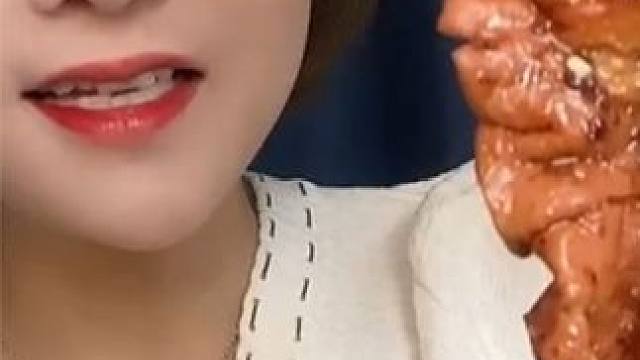 看吃播，还得看有绝活的，盘点吃播高光合集之，万物皆可吞 #吃货日常