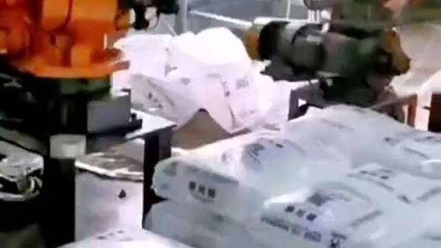 机器人拆包又快又安全