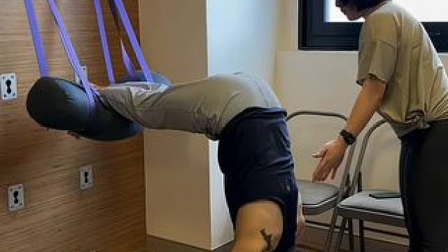 瑜伽老师如何提高教课质量呢？
#瑜伽体式分享 #瑜伽教练培训 #我的瑜伽生活 #倒立练习 #教练培训