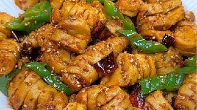 这样做的炒面筋，比大鱼大肉还要受欢迎，刚上桌就被抢光了，太香了#炒面筋