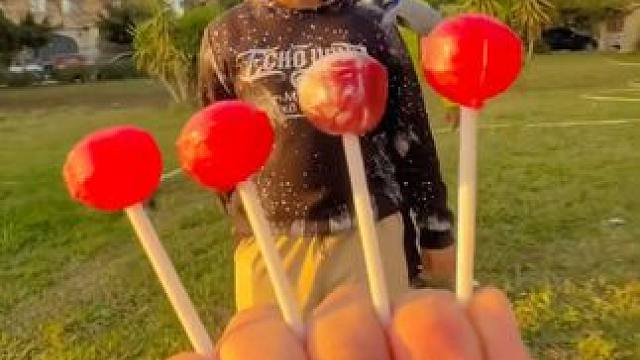 不给你吃，哈哈哈#沙雕 #搞笑 #随手拍 #给生活加点糖 #万物皆可棒棒糖