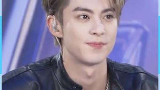 逐星之夜正式开始，棣棣蓄势待发 逐星之夜启动！准备好被王鹤棣击中了么，和王鹤棣一起进入能爆基地，体验