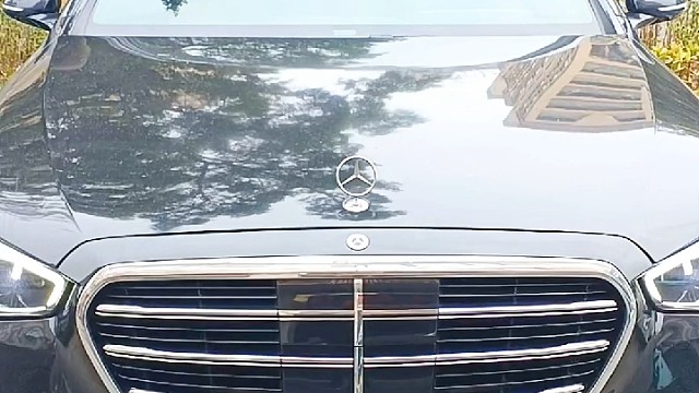 奔驰S400L安装防拆抗屏蔽GPS，升级版GPS开启屏蔽器自动锁车，干扰锁车报警到手机#卫通达#豪车