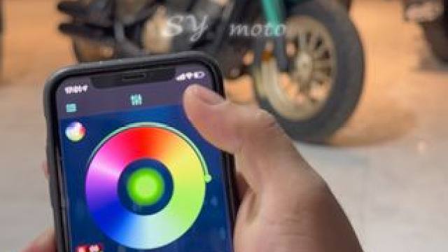 社恐专用大灯.
#摩托车 #机车 #拿破仑 #摩托车改装 #复古摩托