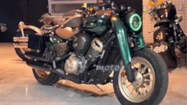 让我看看你们的箱子里放什么宝贝.
#摩托车 #机车 #复古摩托 #摩托车改装 #机车摄影