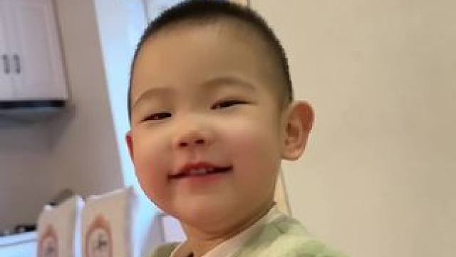 本以为很简单其实还真挺难 #亲子游戏 #三胎 #亲子日常 #在家早教小游戏 #可以在家玩的亲子游戏推