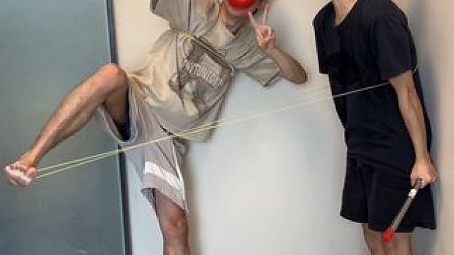 快叫你朋友来看马桶侠挑战#哈哈哈哈哈哈我要笑死了 #男人之间的快乐 #搞笑 #管不饿 #美团外卖神券