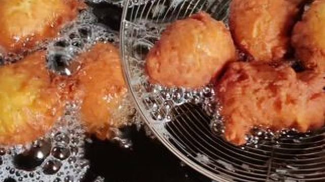 纯手工，现炸法肉，外酥里嫩，年的味道来了