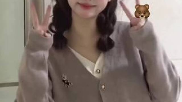 
#甜妹 #扭一扭 #一学就会系列 #浅跳一下 #毛茸茸