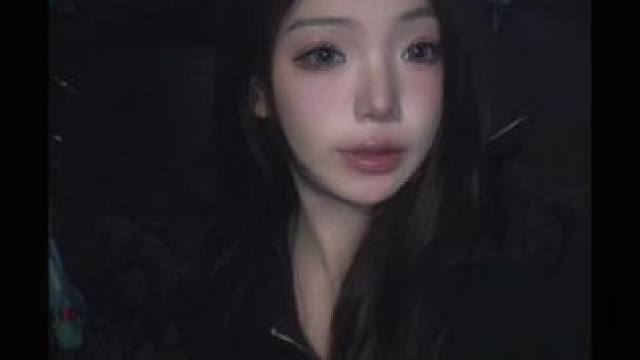 穿过这片雾 便是柏林的冬#她说难过的眼睛像柏林的一场雾