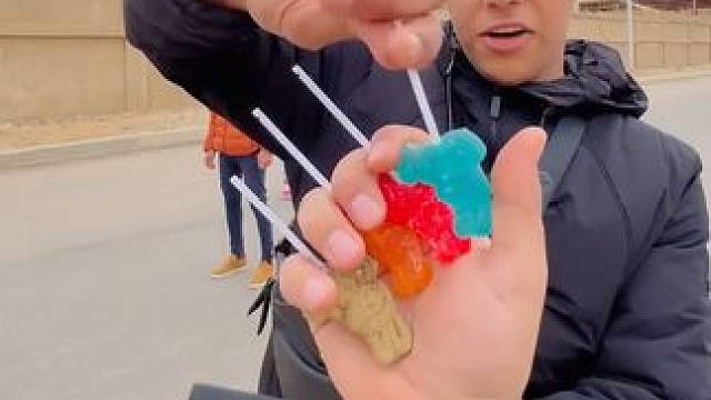 吃吃吃，棒棒糖#沙雕 #搞笑 #随手拍