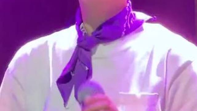 “折磨人的不是离别，而是满满的回忆...”#民谣