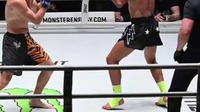 #泰拳 扫踢狂人苏泊克#格斗 #搏击  #苏泊克#战斗力爆表