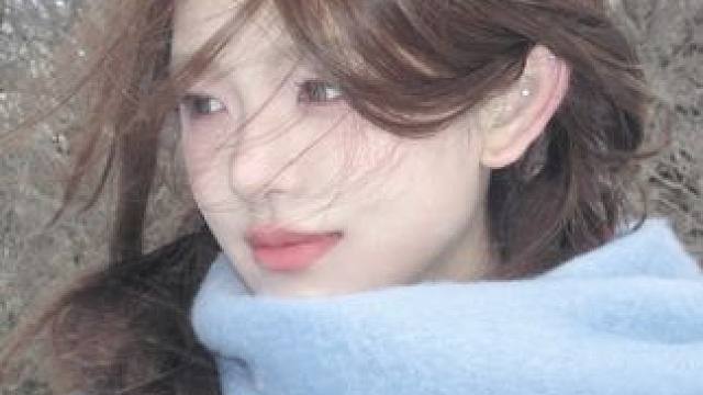 我说雪地里的ccd就是神 没人反对吧？ #雪天拍照 #ootd穿搭 #分享照片 #ccd #拍出氛围