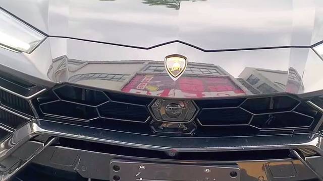 兰博基尼安装防拆抗屏蔽GPS定位防盗系统，开启屏蔽器自动锁车，换卡、抠卡、干扰锁车报警到手机