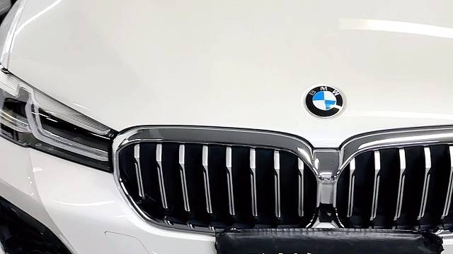 宝马530Li安装防拆抗屏蔽GPS定位防盗系统，开启屏蔽器自动锁车，换卡、抠卡、干扰锁车报警到手机。