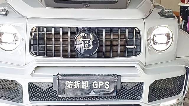 奔驰斯巴鲁安装防拆抗屏蔽GPS定位防盗系统，开启屏蔽器自动锁车，换卡、抠卡、干扰锁车报警到手机。