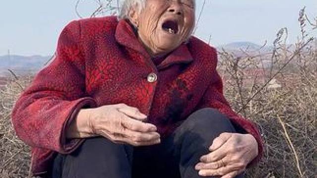 大家评一评谁唱的好 #农村生活 #热门音乐 三大歌手#老年生活欢乐多