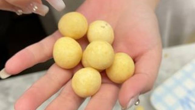 酥酥脆脆的芥末夏威夷果，粒粒饱满，香香辣辣，还是会员超市的平替#夏威夷果#零食推荐#年货