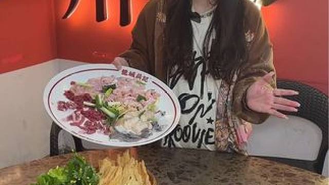 66.8牛杂套餐。#天儿冷吃点啥 #好吃不贵经济实惠 #附近美食 #没有什么是一顿火锅解决不了 #聚