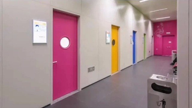 树脂门和碳纤维门的区别?