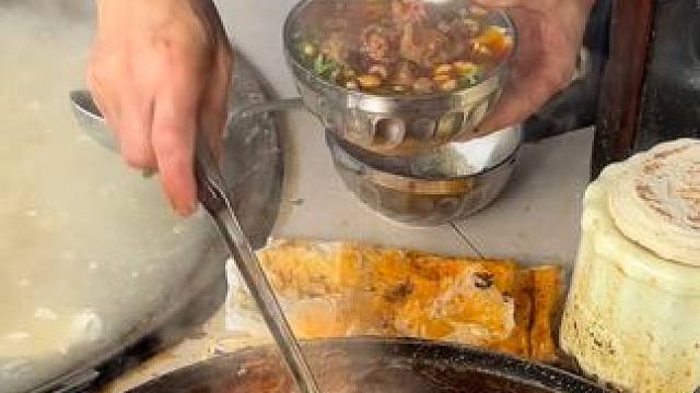 乐山人，过年回家都会来上一口的十大小吃之一的美食！！！#乐山 #乐山美食 #豆腐脑 #地方特色美食 