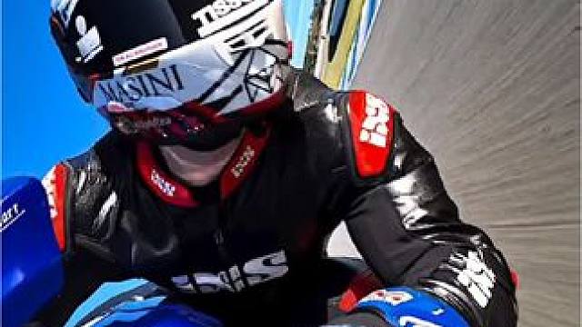 压弯第一视角！#专业动作请勿模仿 #摩托车领航计划 #第一视角 #赛道