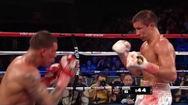 巅峰时期的戈洛夫金真的太恐怖，硬汉罗萨多被打的血肉模糊！#拳击 #kotv #拳王 #戈洛夫金