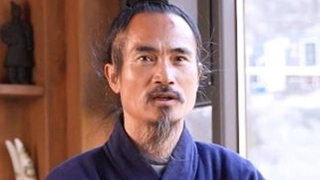 你和父母都是平等的个体，当你把问题归咎于父母，也就是思想上放弃了自己的人生控制权。#修心修行  #原