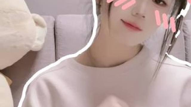 #显眼包ovo #无处安放的爪子 #手残党系列 准备好了吗，我们织毛衣吧@DOU+小助手