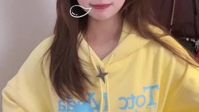 噔噔噔噔！本大王闪亮登场0••0#浅跳一下 #长发男生