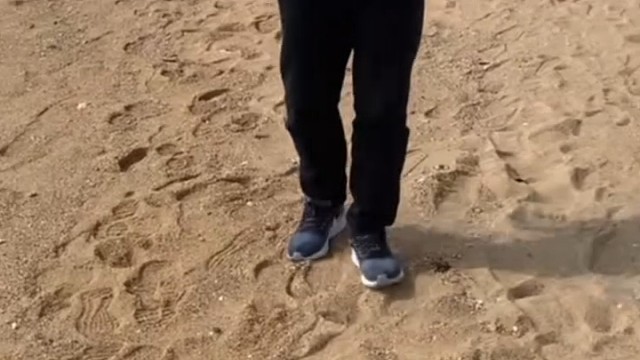 治疗运动神经元病是一种非常有效的治疗方法。通过调节人体内部环境、改善局部血液循环和新陈代谢、促进神经