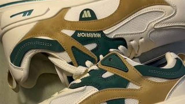 老品牌回力运动休闲鞋，真的嘎嘎帅，视频是白绿配色#好物推荐分享 #好鞋推荐 #好穿又好搭 #百搭鞋子