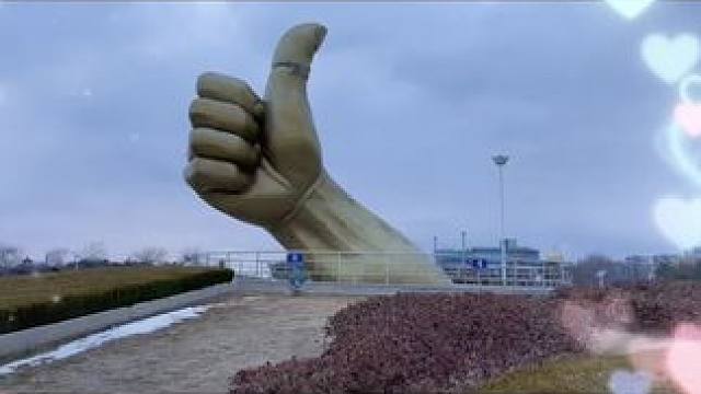 #城市风景一角 #每个人都在奔赴各自不同的人生 ###一个有温度的城市