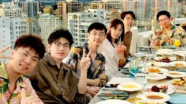 三亚行，美滋滋@轻柔（金铲铲） @金铲铲小小猎手 @贝塔yc @戴晓新 @金铲铲鱼七sss @小涵神