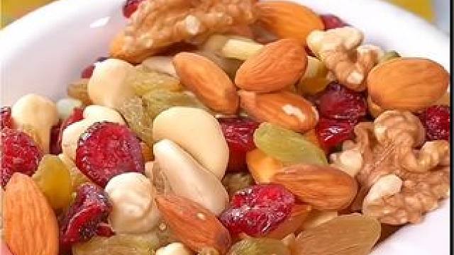 #每日坚果#好吃到停不下来 #大人小孩都爱吃 #囤好货过大年 #坚果零食推荐