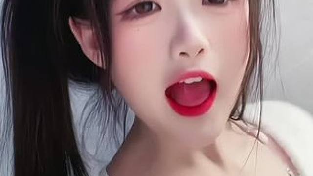 #甜妹 @小止很乖