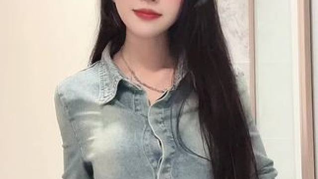 怎么这么热啊啊啊啊带的行李全是毛衣#扭一扭 #浅跳一下 #猛女