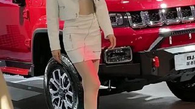 #车展模特 #模特美女 #全网笑容最治愈女孩 #邻家女孩 #你笑起来好美
